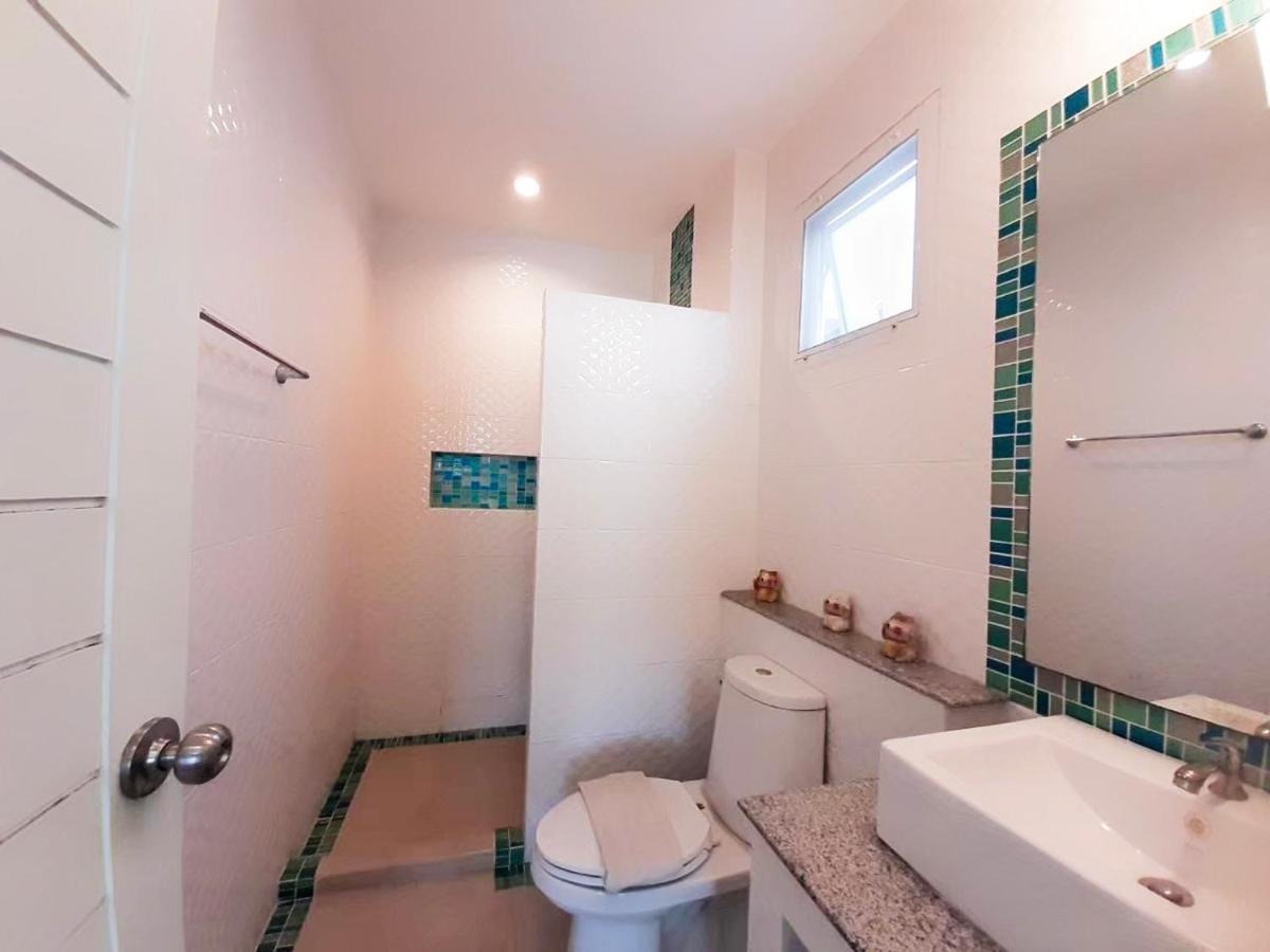 Villaer บ้านคริสติน่า พูลวิลล่า 3 ห้องนอน รองรับผู้เข้าพัก 8-15 คน *