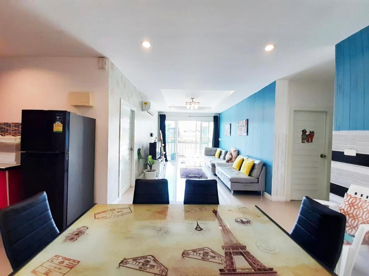 บ้านคริสติน่า พูลวิลล่า 3 ห้องนอน รองรับผู้เข้าพัก 8-15 คน Villaer HHQ